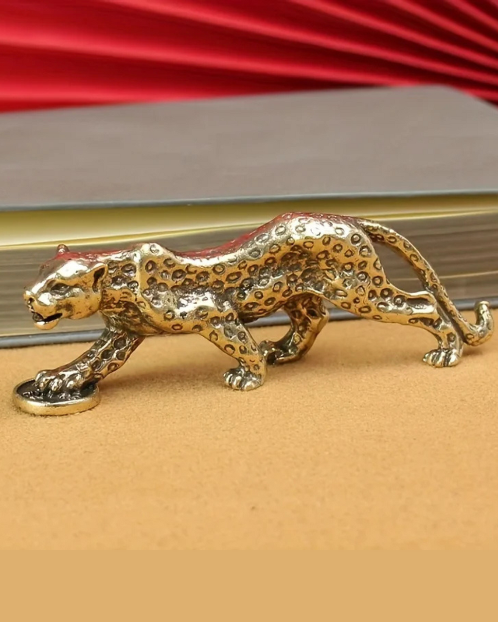 Estatueta de Leopardo em Bronze Vintage Decoração Retrô para Casa e Escritório