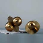 Ornamentos Esféricos de Metal Dourado