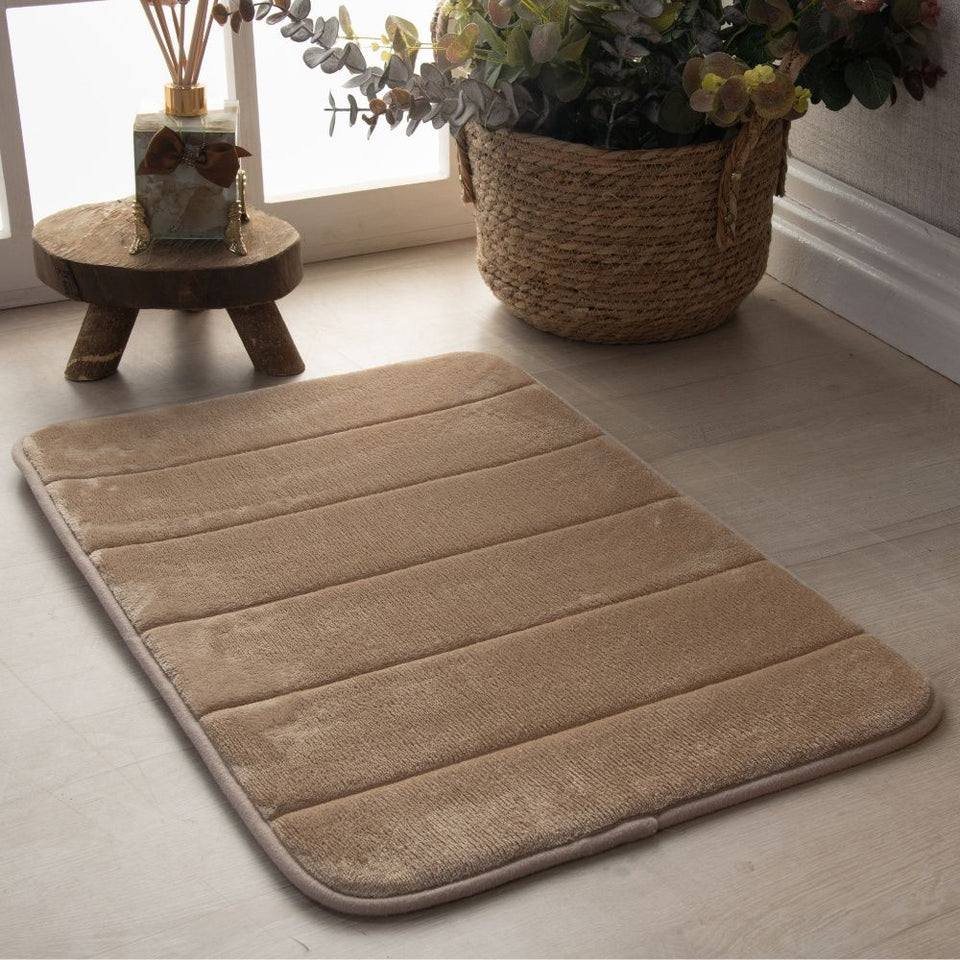 Tapete Ultra Absorvente 60x40cm Soft Antiderrapante 100% Poliéster Bege