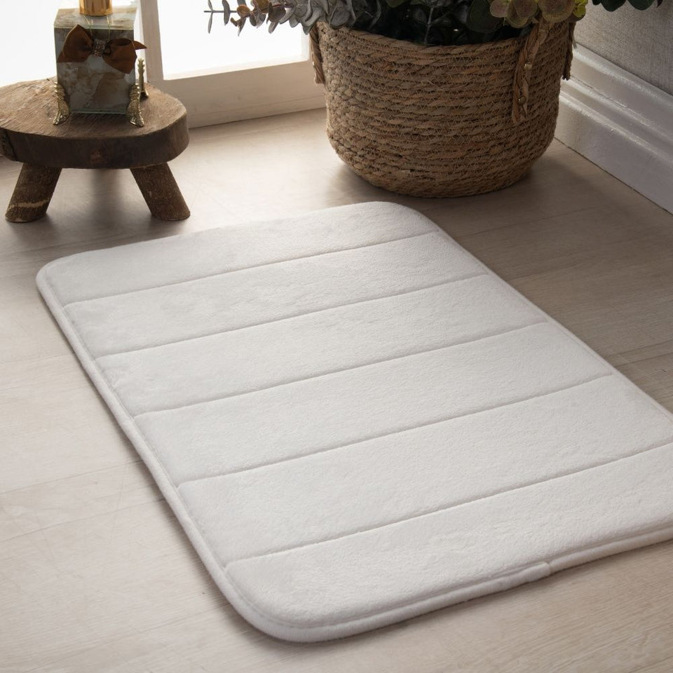 Tapete Ultra Absorvente 60x40cm Soft Antiderrapante 100% Poliéster Branco